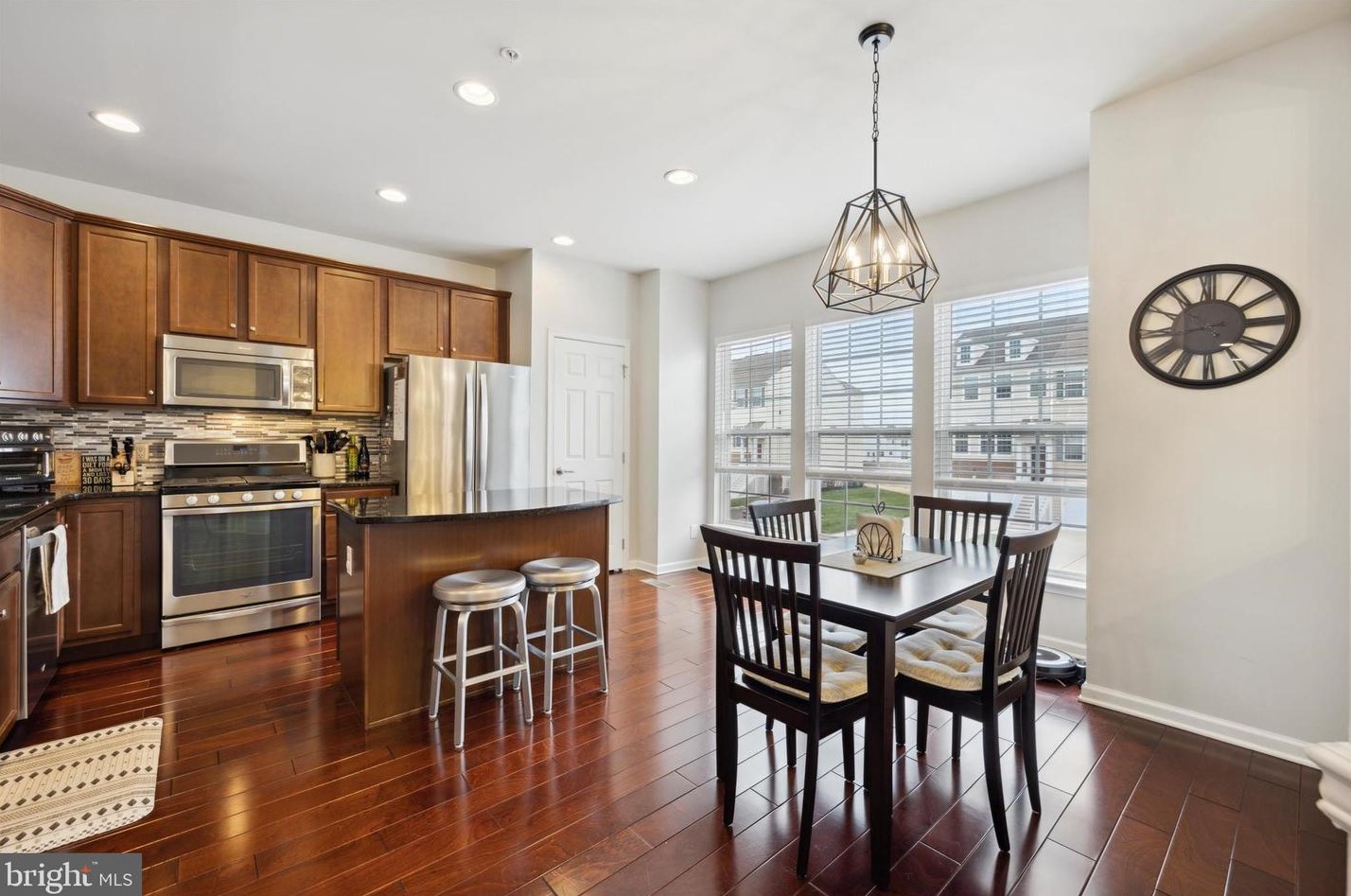 406 Ellison Dr, North Wales PA  19454-1537 exterior