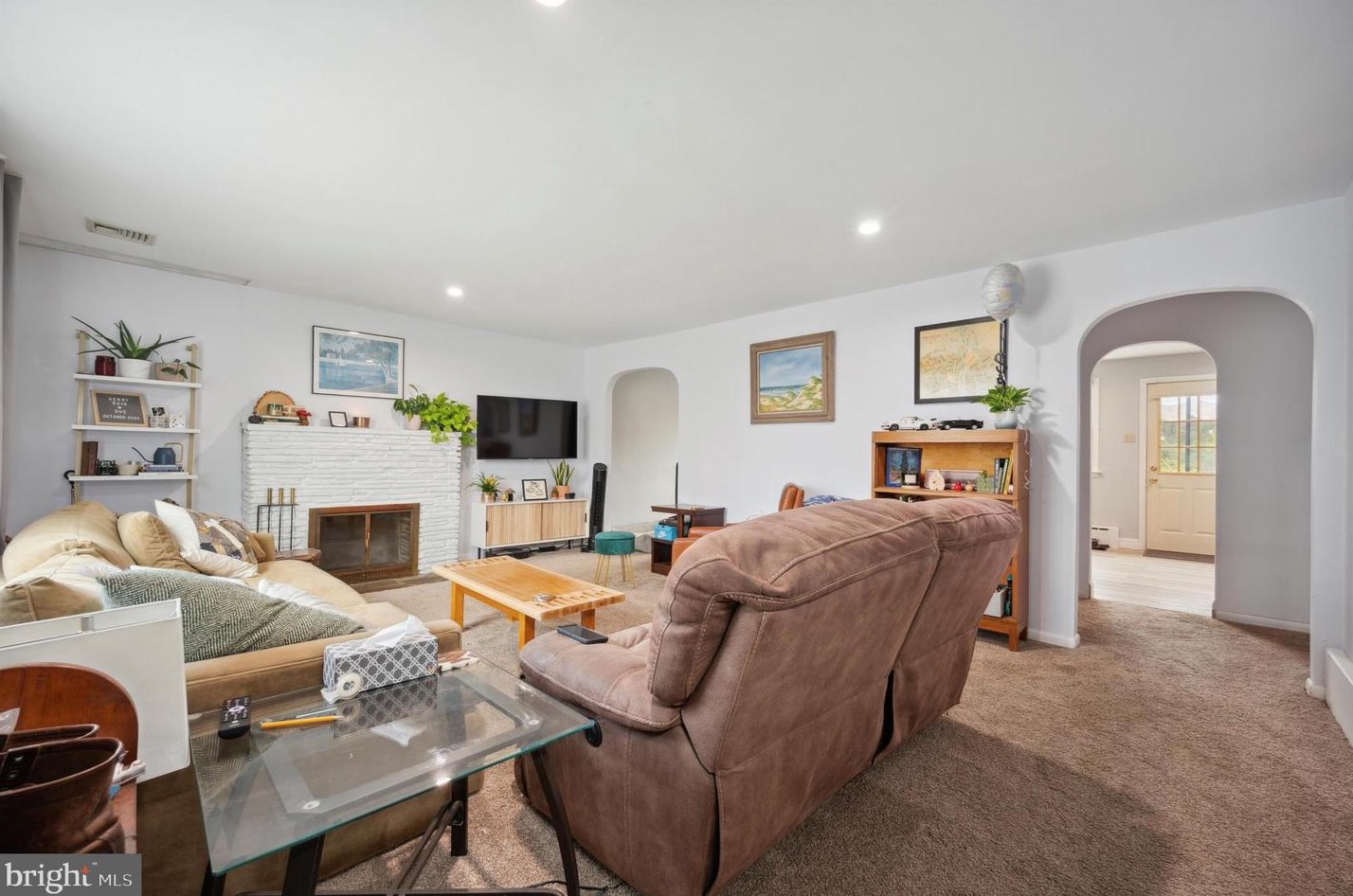 1000 Dekalb Pike, North Wales PA  19436-4602 exterior