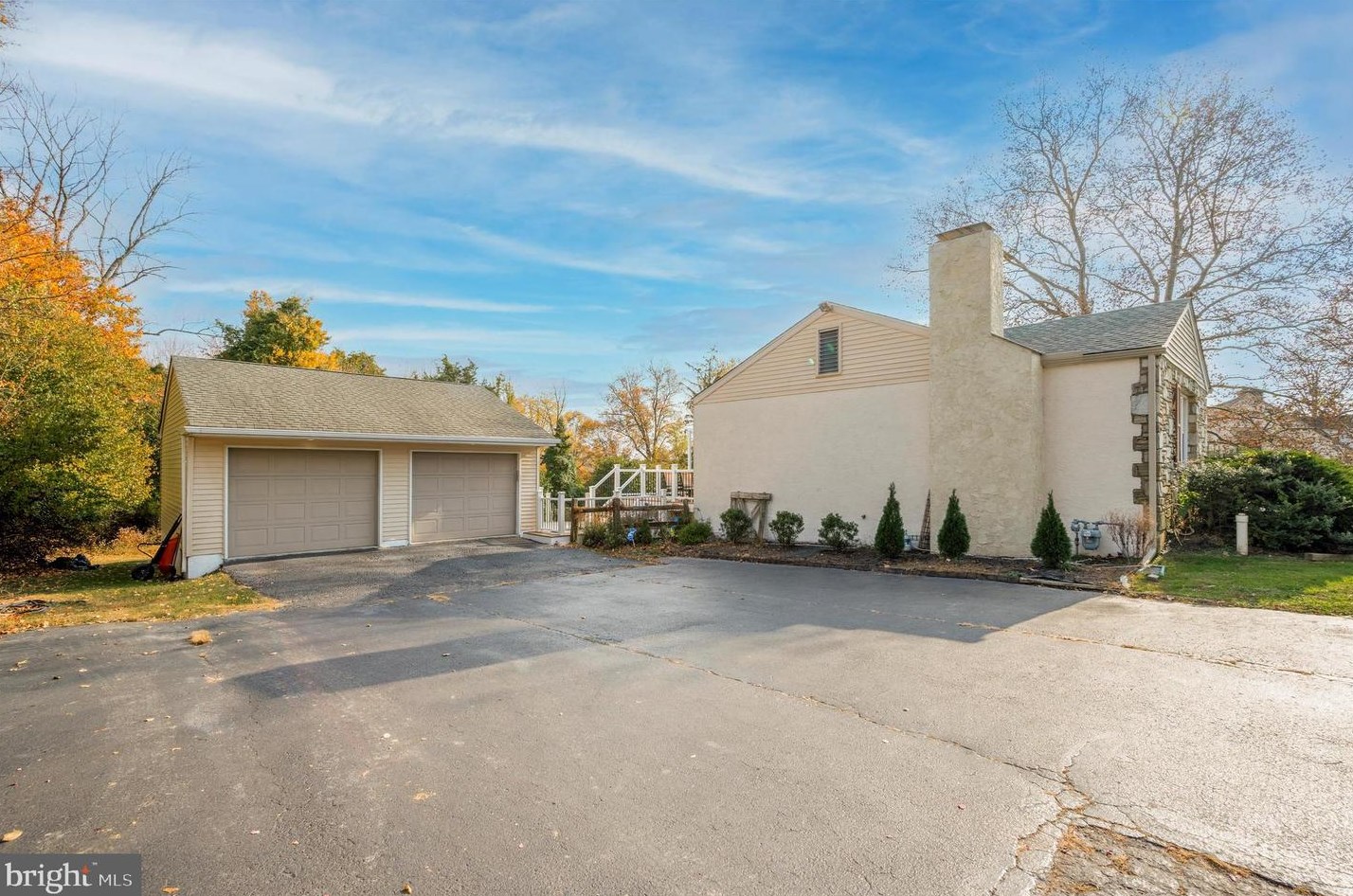 1000 Dekalb Pike, North Wales PA  19436-4602 exterior