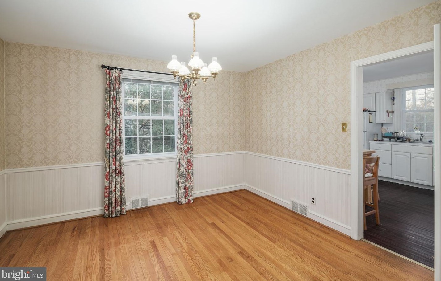 504 Georgian Rd, Ardsley PA  19038-2810 exterior