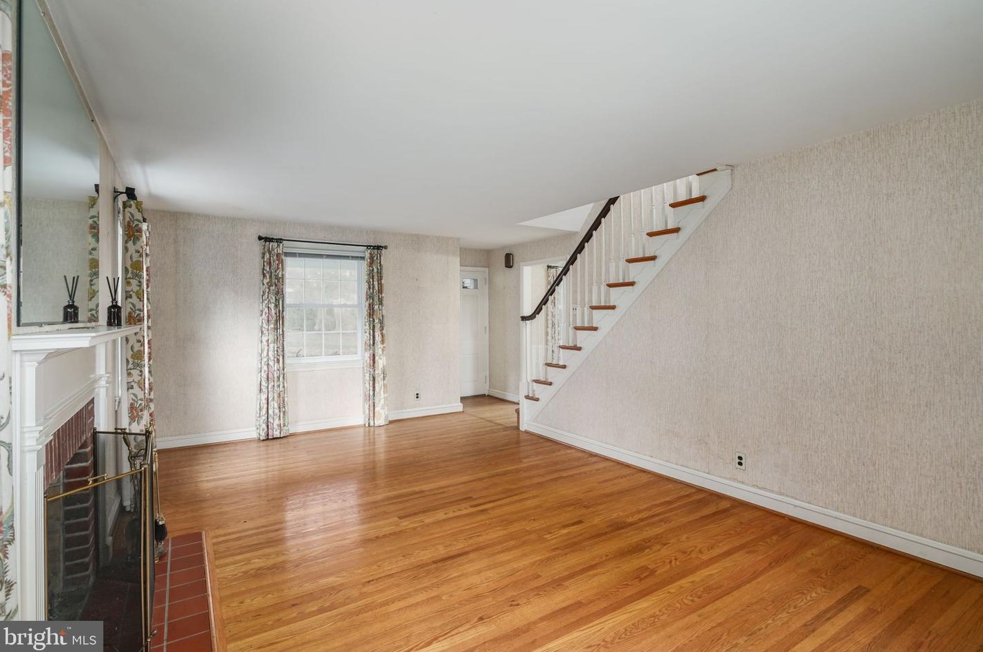 504 Georgian Rd, Ardsley PA  19038-2810 exterior