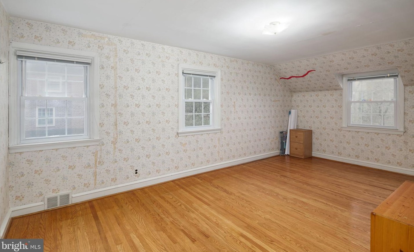 504 Georgian Rd, Ardsley PA  19038-2810 exterior