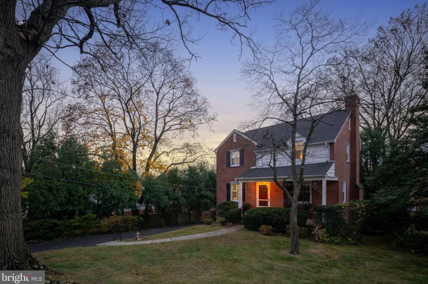 504 Georgian Rd, Ardsley PA  19038-2810 exterior