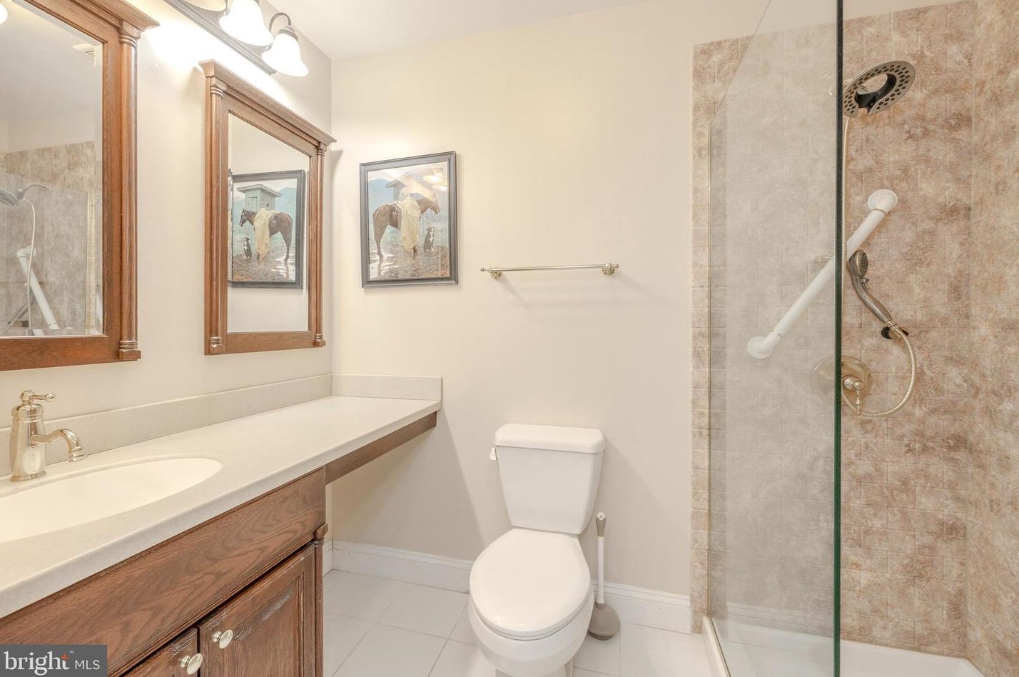 6000 Rolling Hl Dr, North Wales PA 19454-3756 exterior