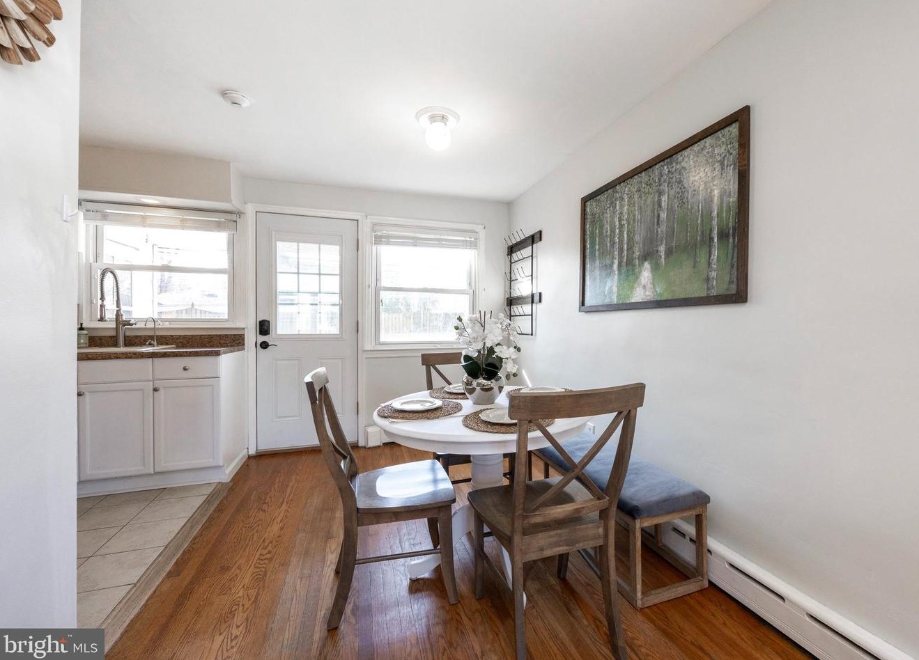14 Oxford Cir, Norristown PA  19403-2939 exterior