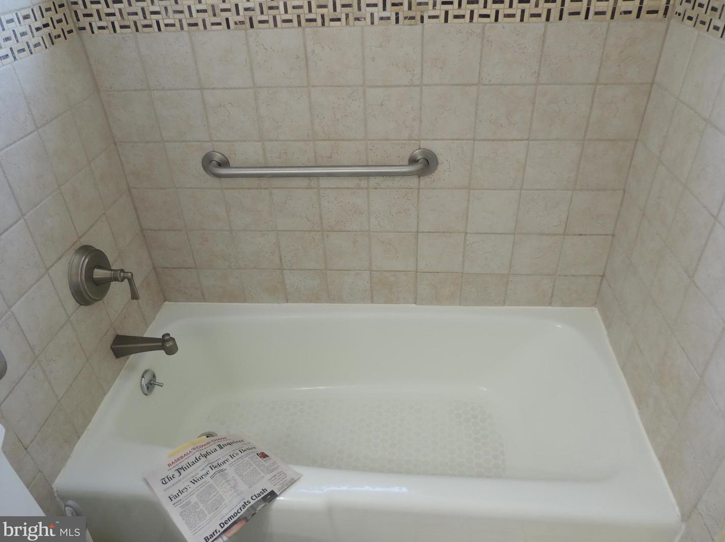 164 Roland St, Pottstown PA  19464-5838 exterior