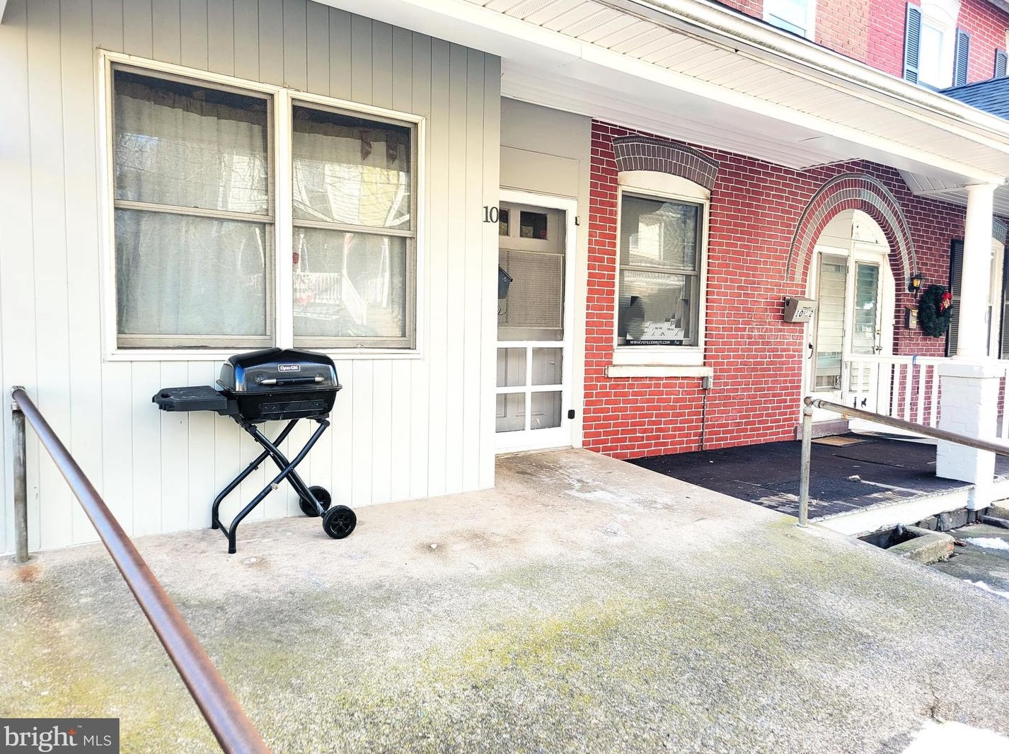 10 Hillside Ave, Souderton PA  18964-1706 exterior