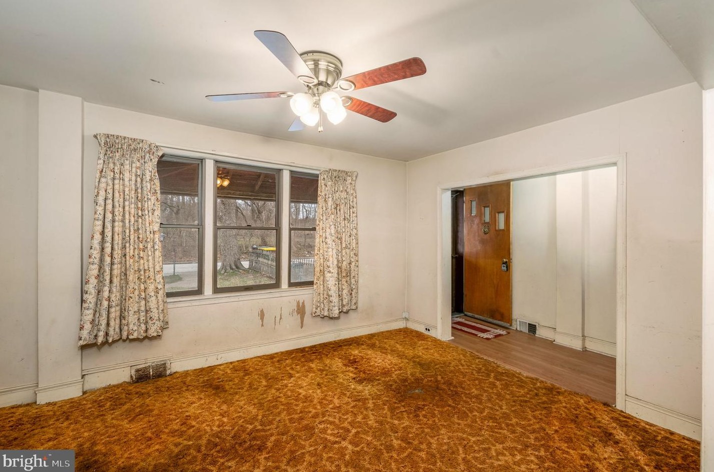 108 Mill Rd, Norristown PA  19401-1817 exterior