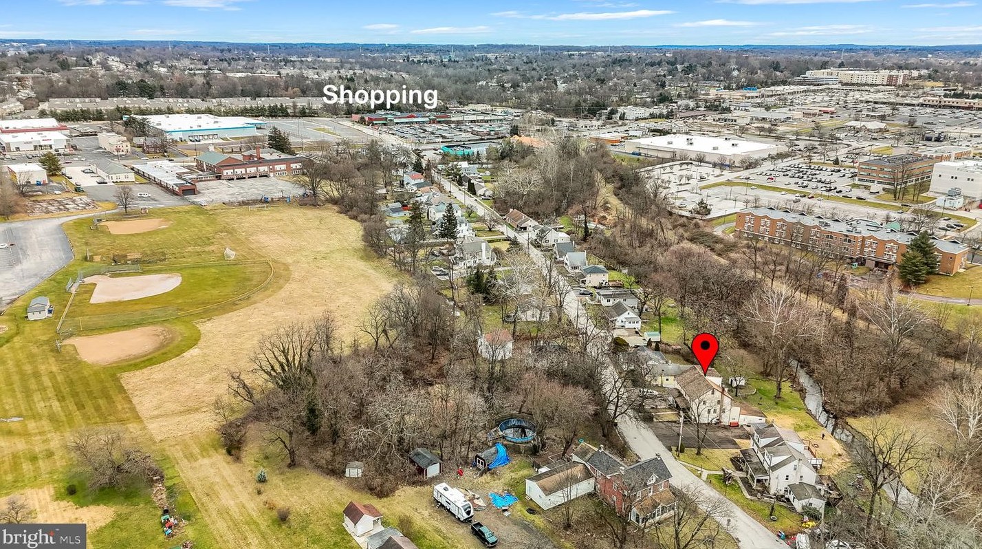 108 Mill Rd, Norristown PA  19401-1817 exterior