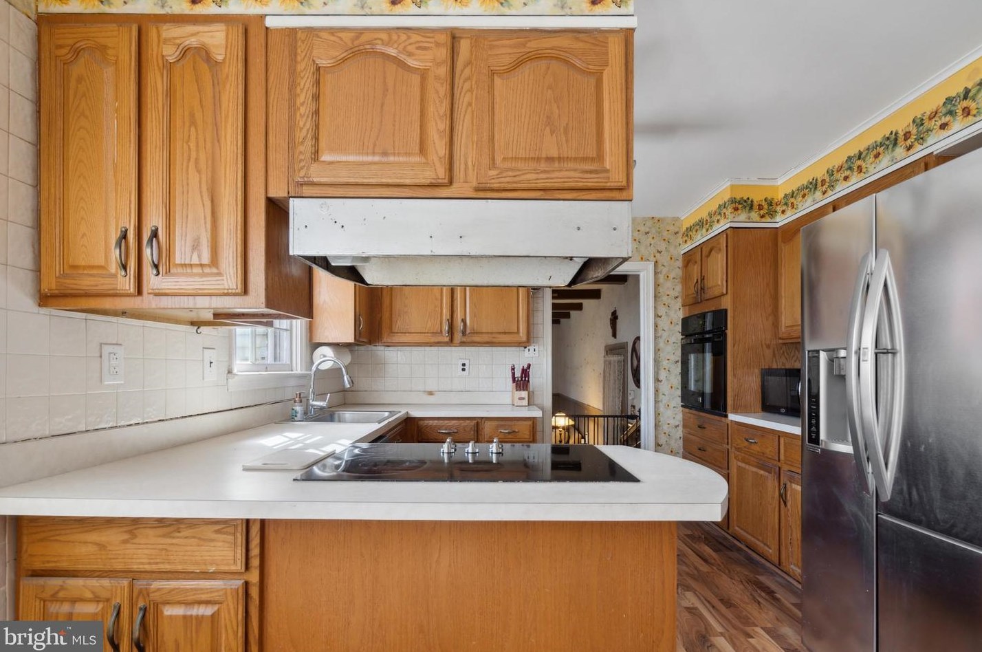215 Oakland Pl, North Wales PA  19454-2437 exterior
