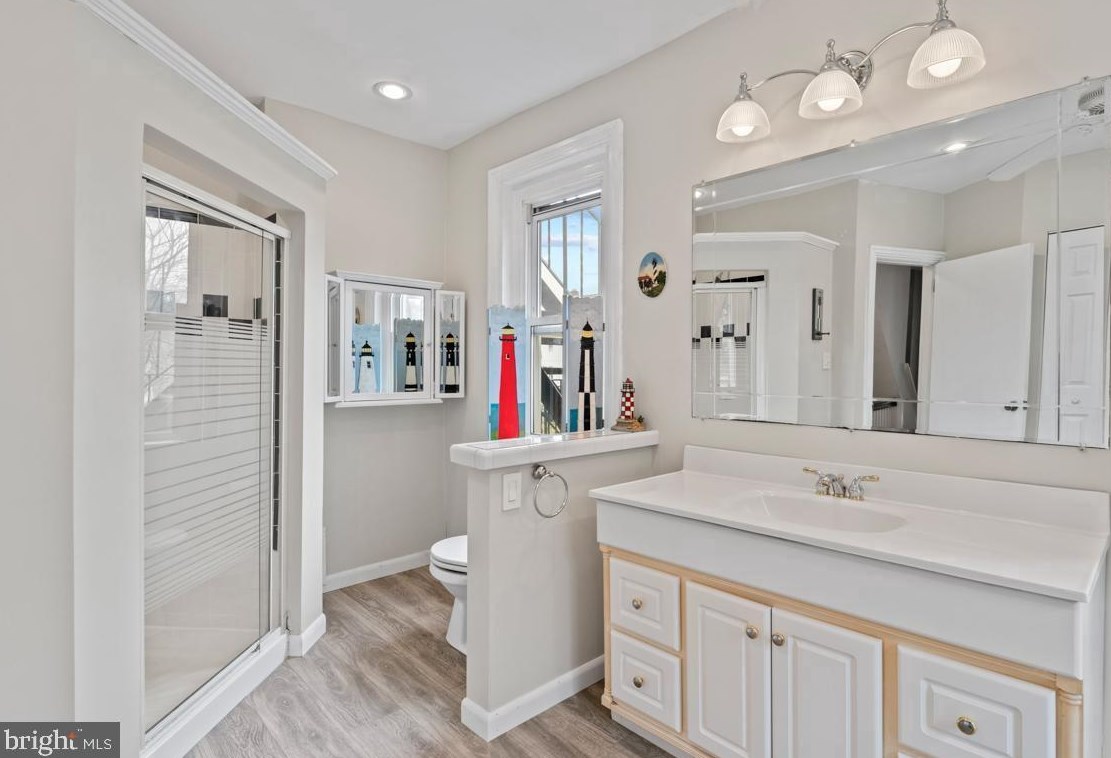 521 Montgomery Ave, North Wales PA 19454-2948 exterior