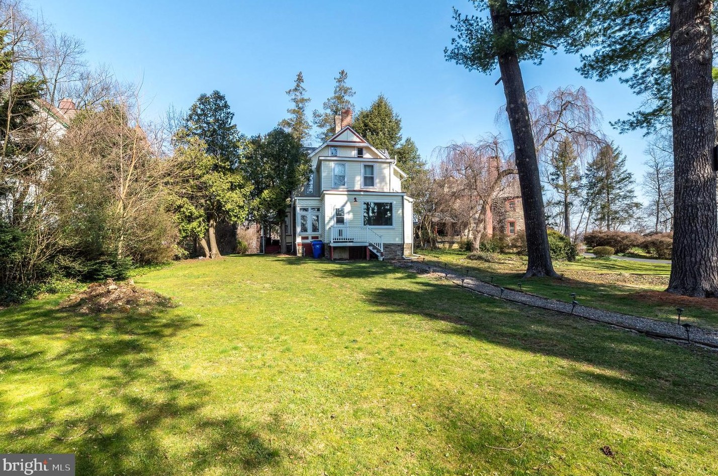 162 Fernbrook Ave, Wyncote PA  19095-1507 exterior