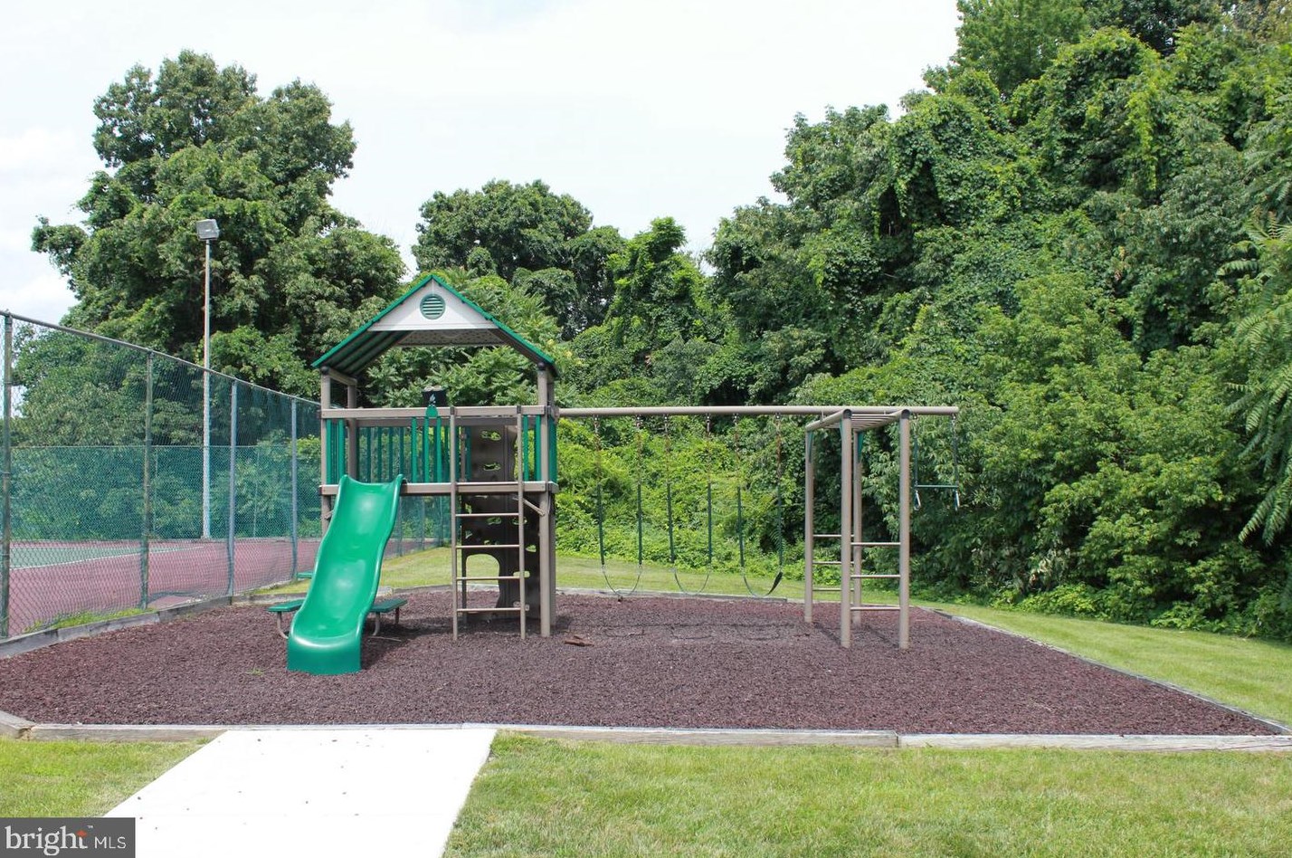 21135 Valley Forge Cir, Norristown PA  19406-1198 exterior