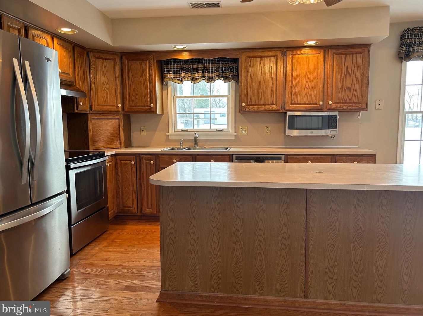 492 Indian Creek Rd, Harleysville PA  19438-2119 exterior
