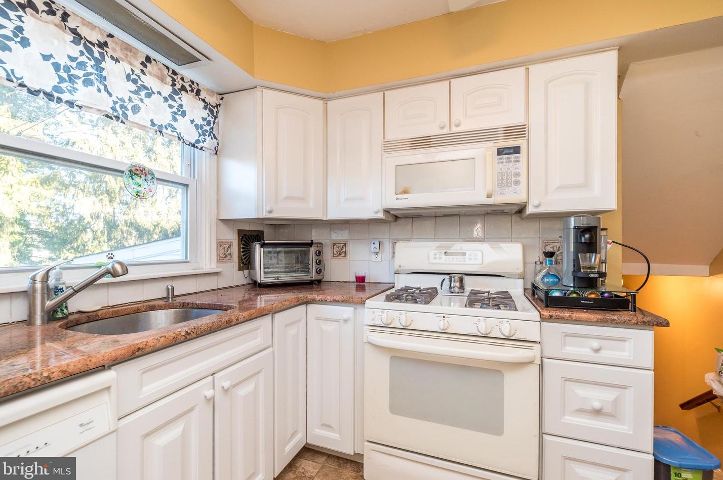3019 Wales Rd, Norristown PA  19403-4203 exterior