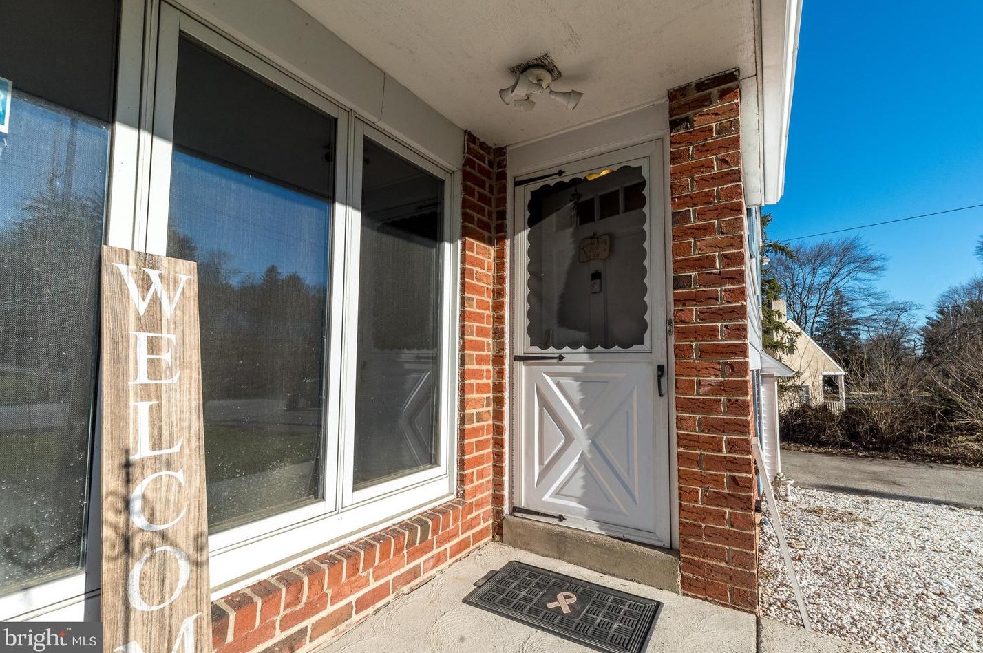 3019 Wales Rd, Norristown PA  19403-4203 exterior