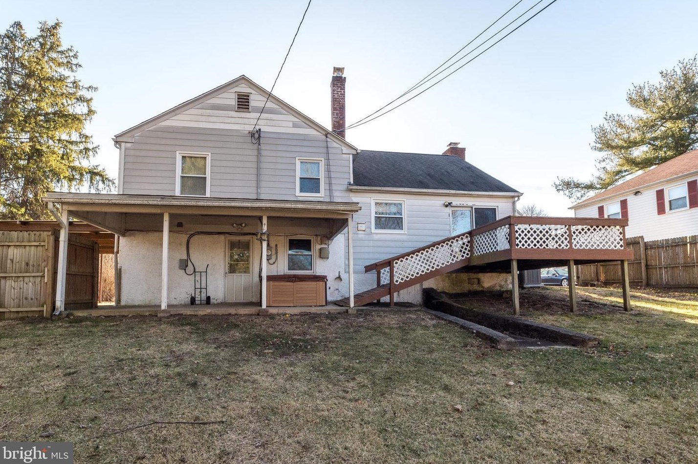 3019 Wales Rd, Norristown PA  19403-4203 exterior