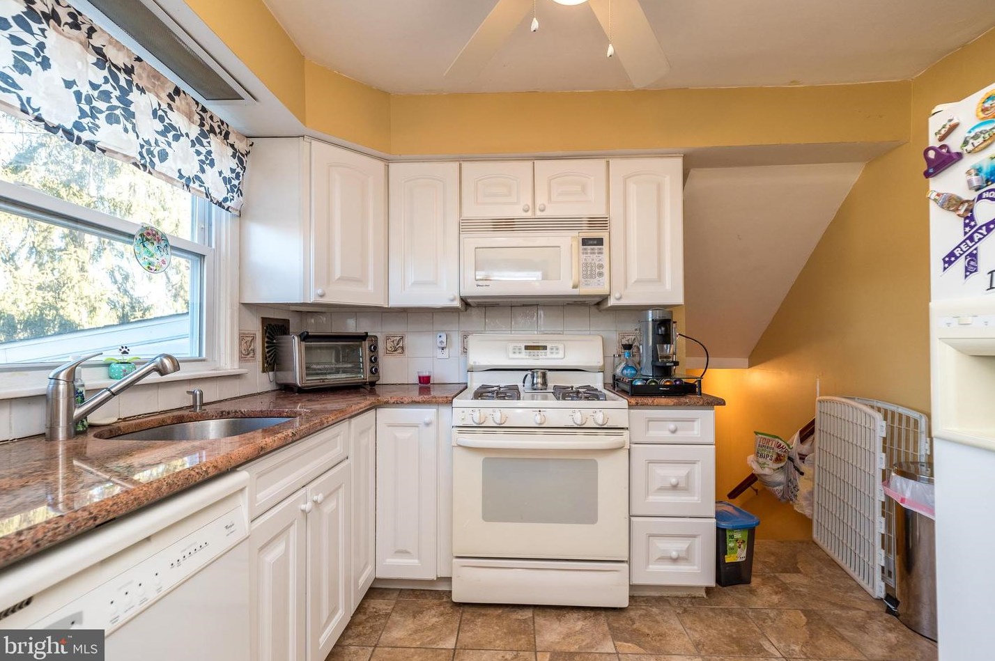 3019 Wales Rd, Norristown PA  19403-4203 exterior