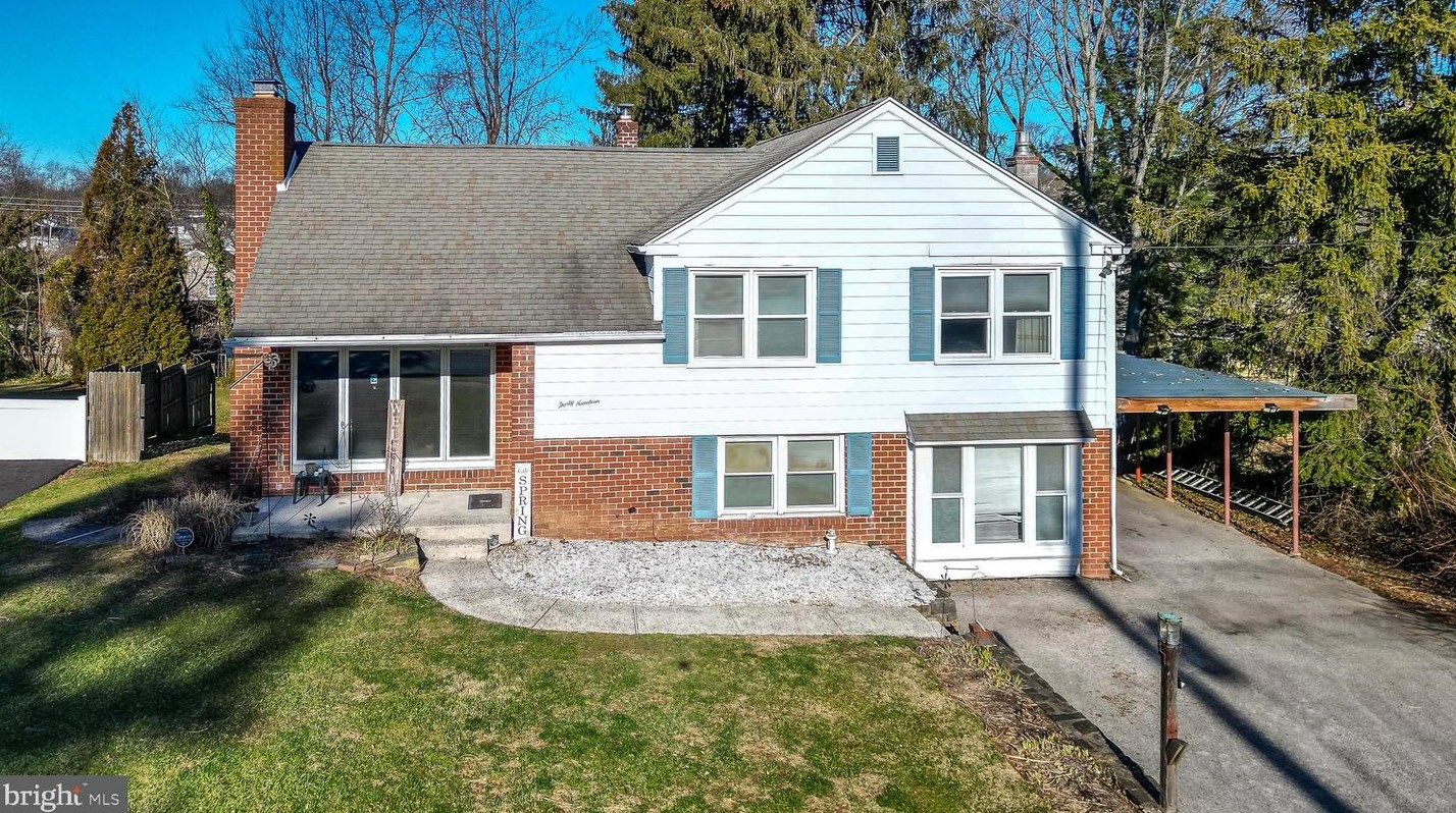 3019 Wales Rd, Norristown PA  19403-4203 exterior