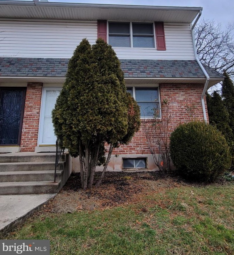 1000 Thomas Barone St, Norristown PA  19401-4215 exterior