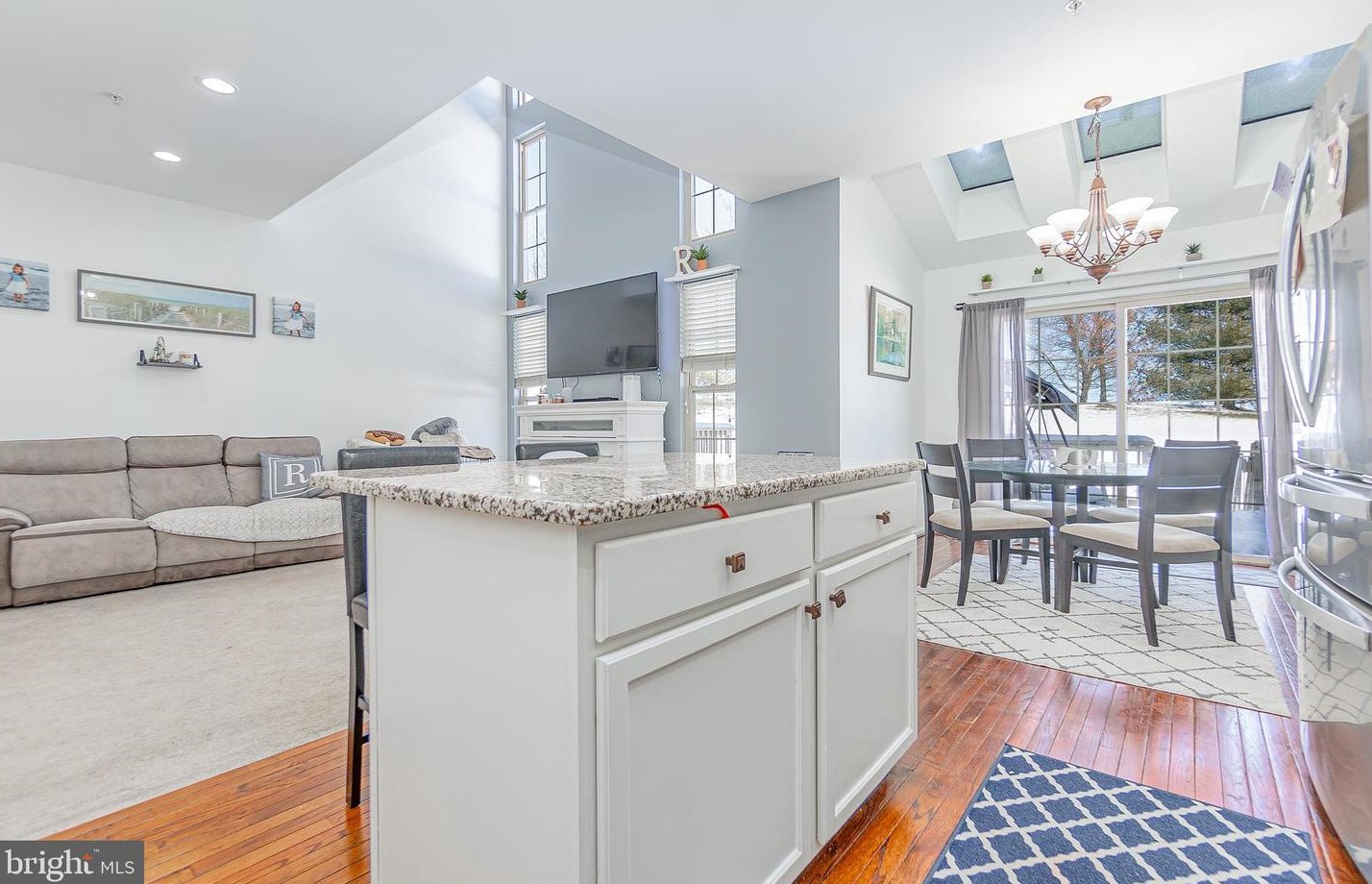 7 Chadwick Cir, Norristown PA  19403-4563 exterior