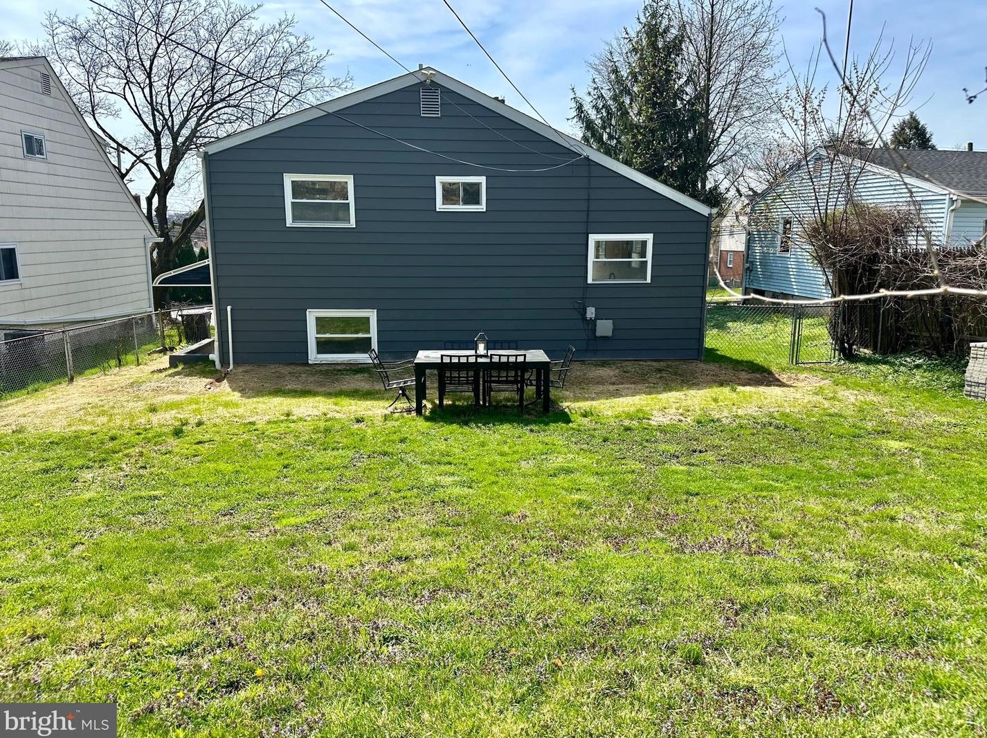 1552 Fitzwatertown Rd, Willow Grove PA  19090-4343 exterior