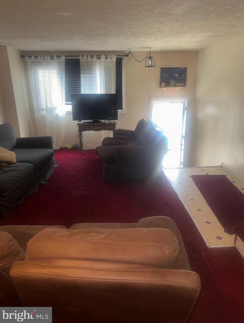 1205 Tyler St, Norristown PA  19401-4308 exterior