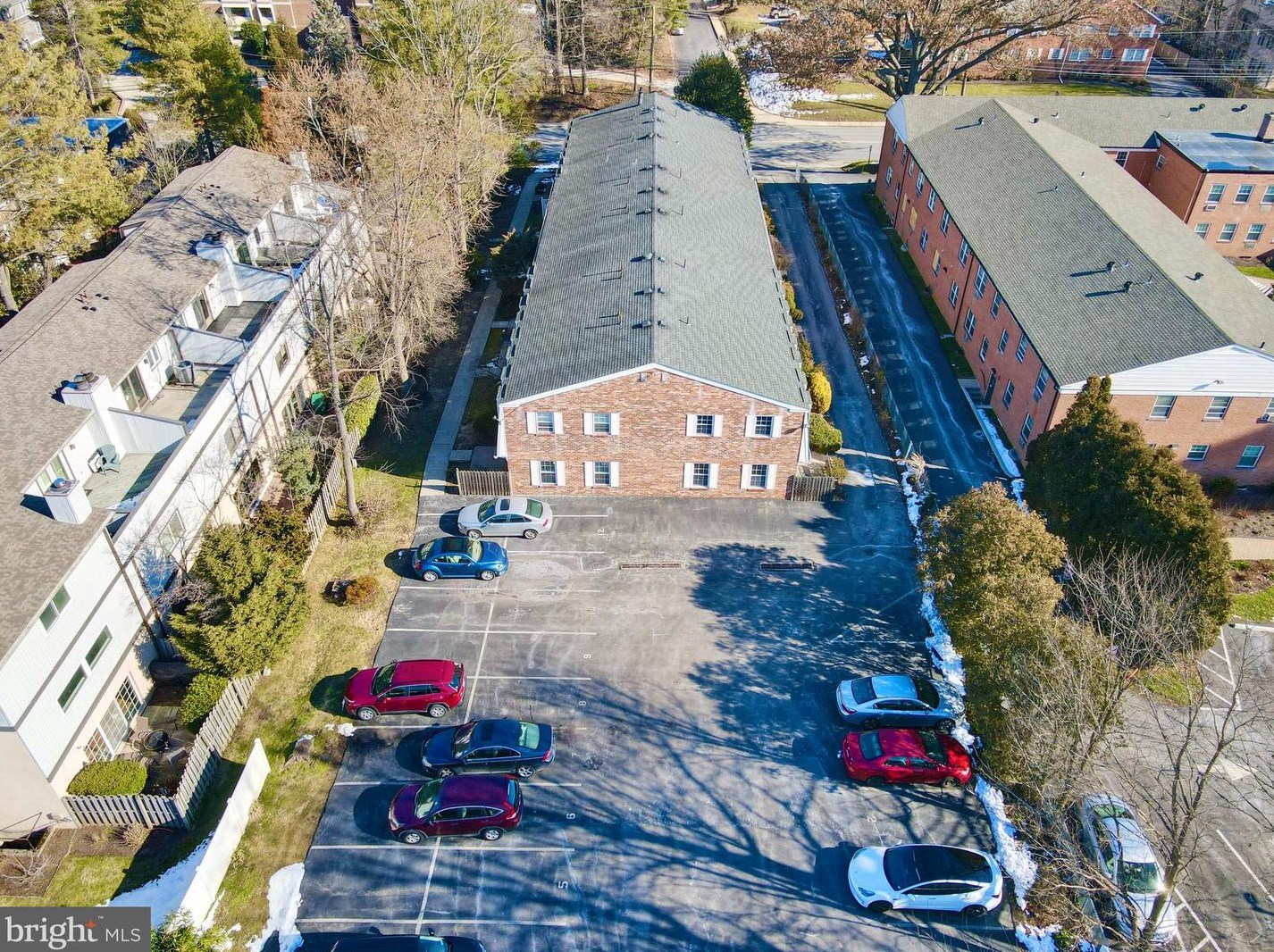 100 Montgomery Ave, Ardmore PA  19003-1421 exterior
