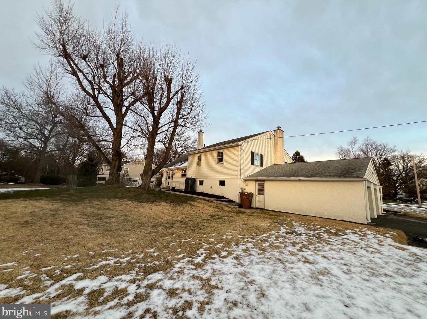 1224 Heather Rd, Prospectville PA  19002-5015 exterior