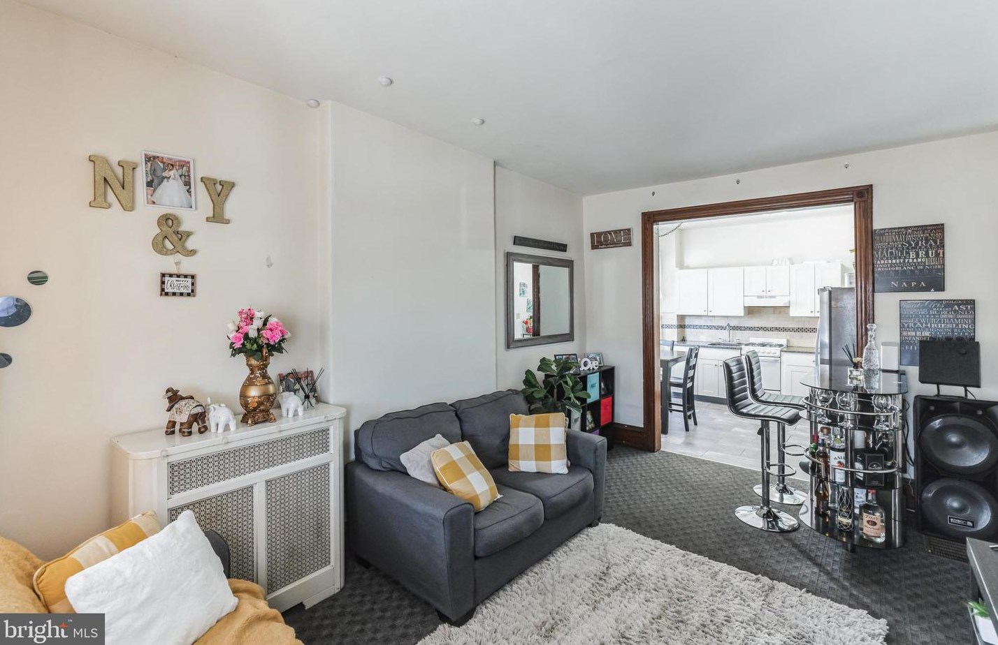 1113 Main St, Norristown PA  19401-4915 exterior