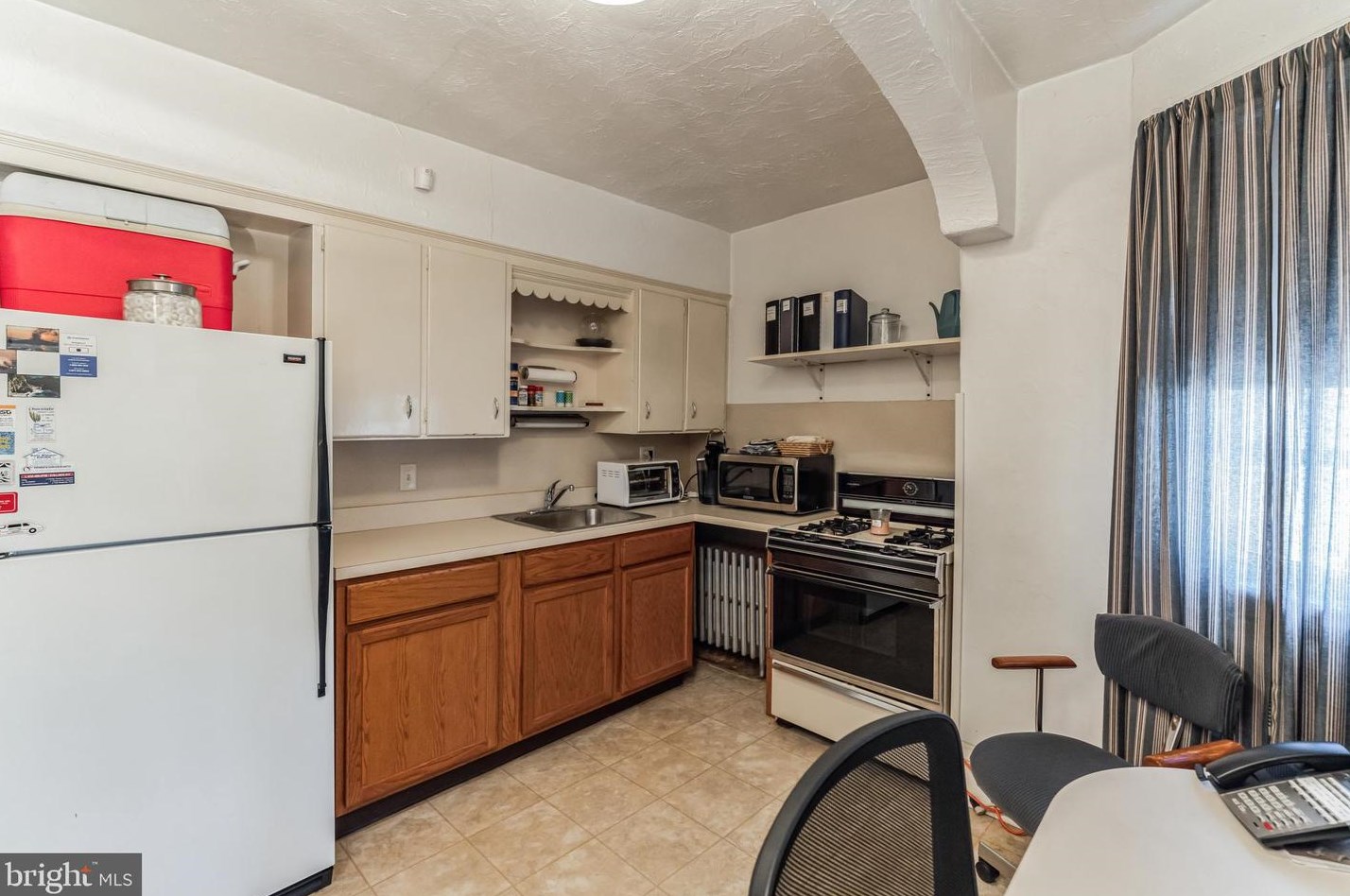 1113 Main St, Norristown PA  19401-4915 exterior