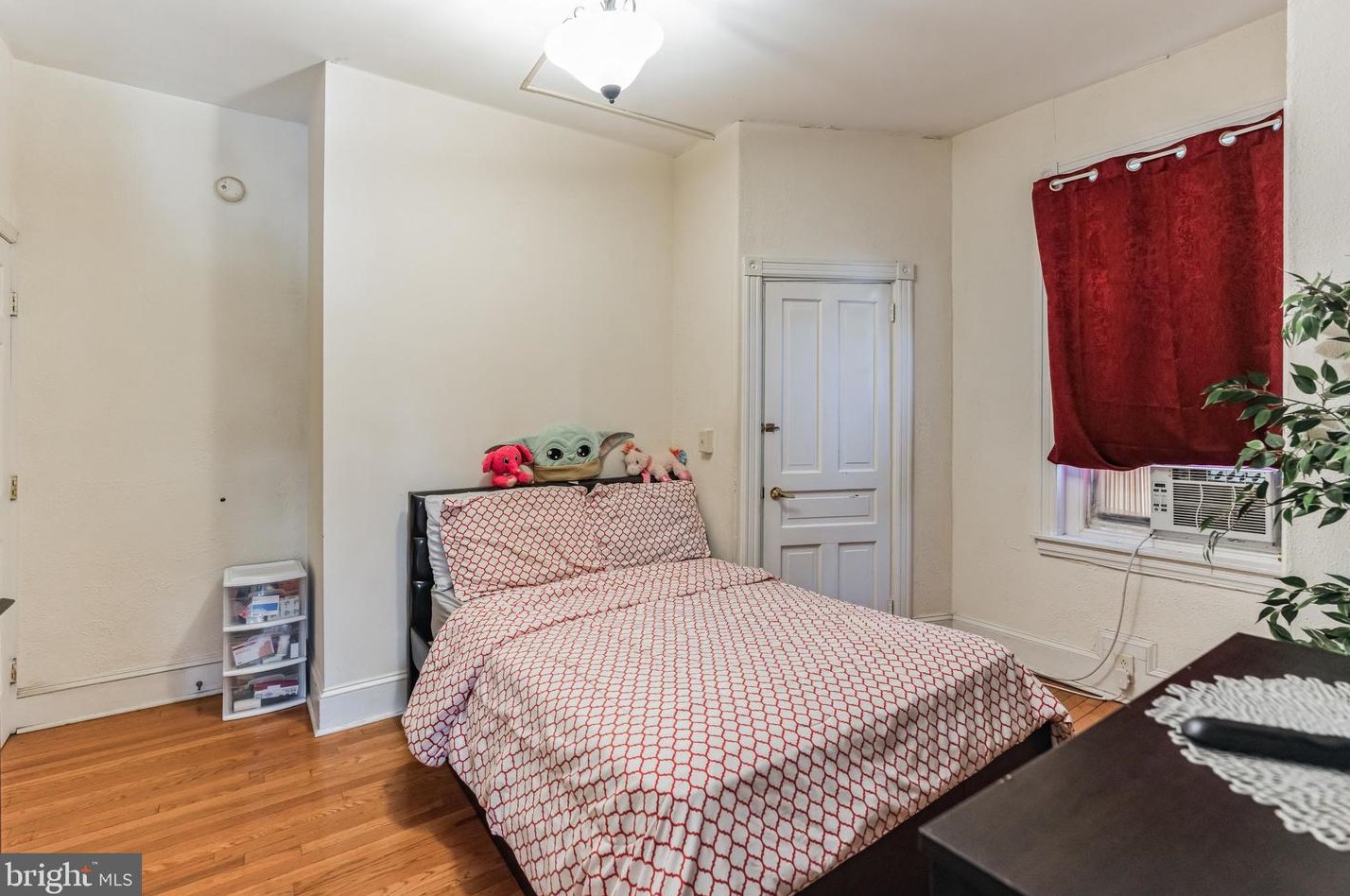 1113 Main St, Norristown PA  19401-4915 exterior