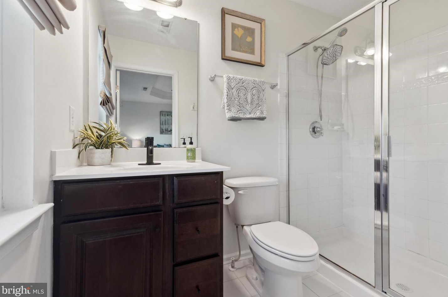 404 Susan Cir, North Wales PA  19454-1414 exterior