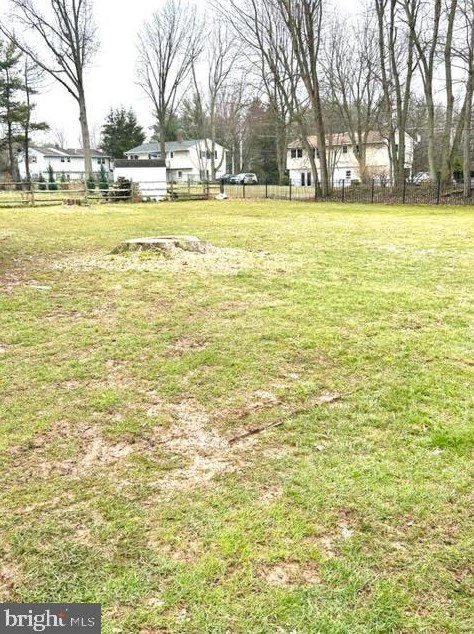 214 Hunter Ln, North Wales PA  19454-2318 exterior