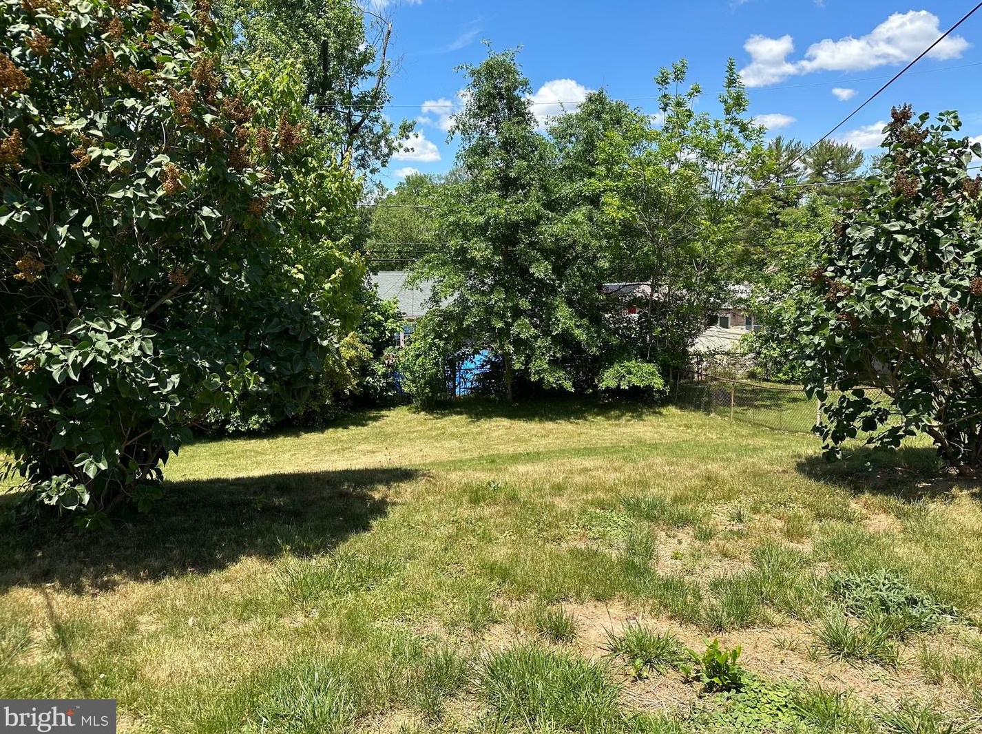 3011 Cottage Ln, Norristown PA  19401-1307 exterior