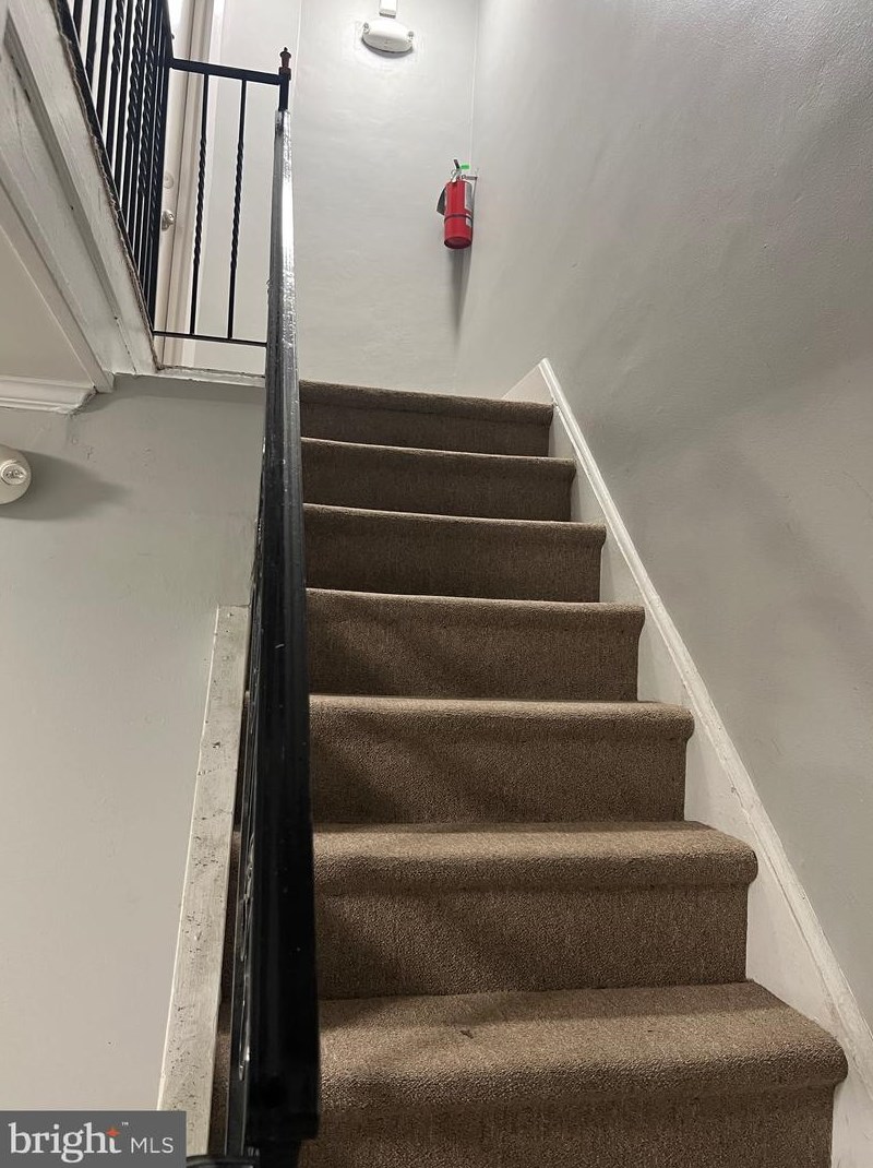 101 Central Ave, Cheltenham PA  19012-2231 exterior