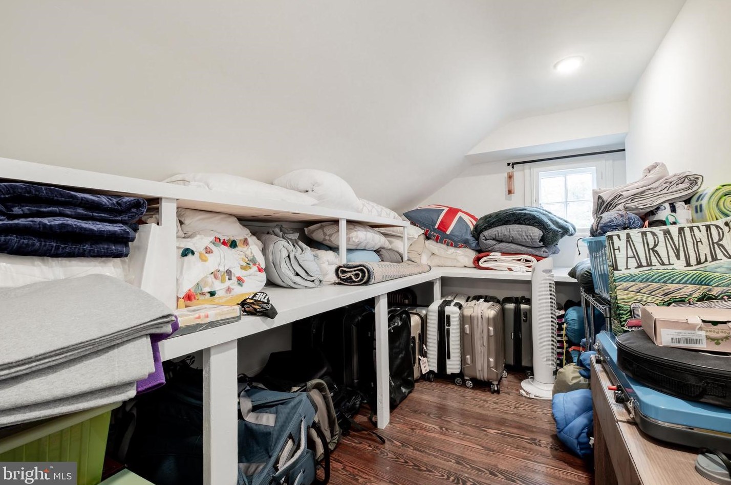 422 Warick Rd, Penn Wynne PA 19096-2343 exterior