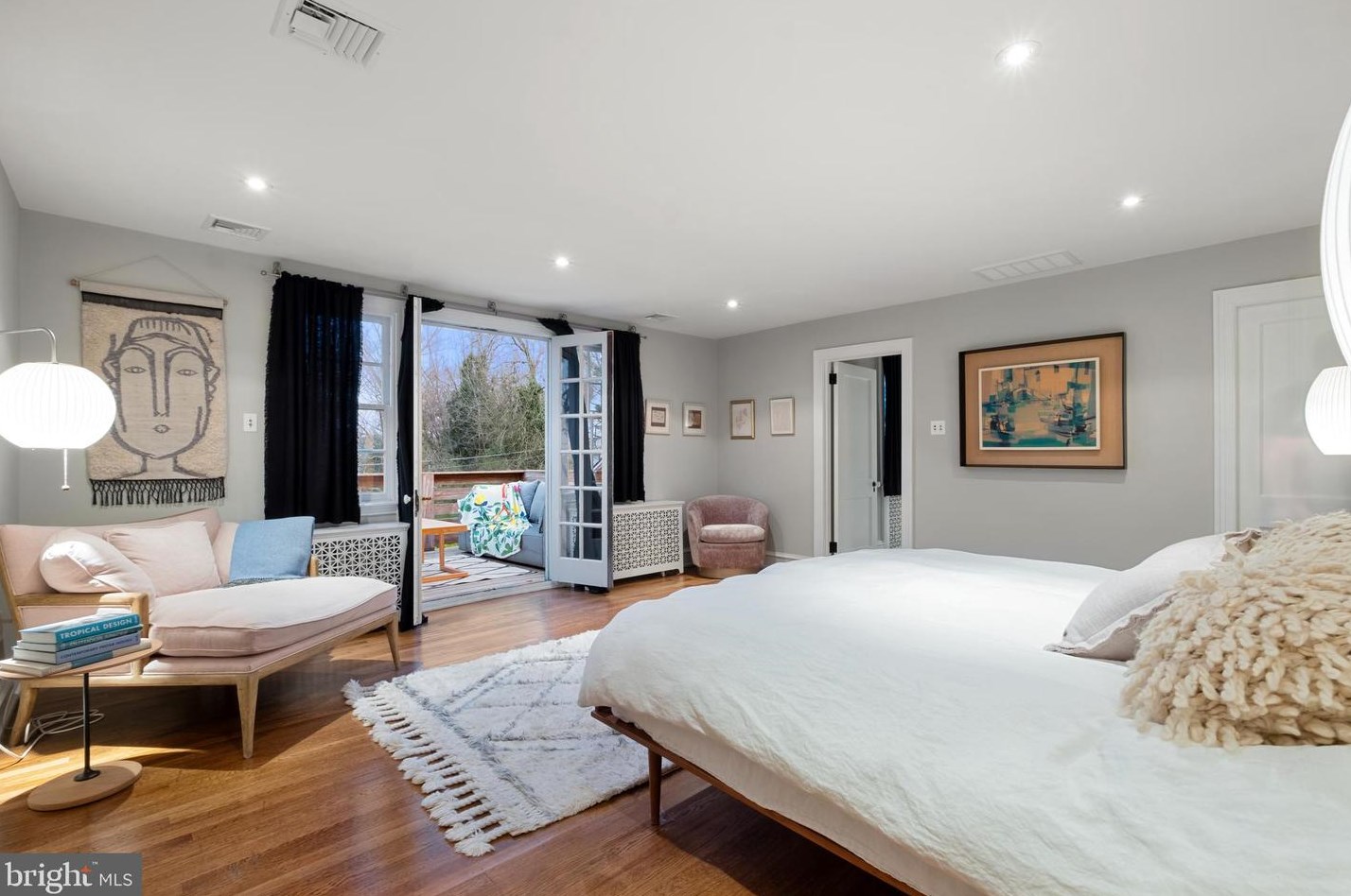 422 Warick Rd, Penn Wynne PA 19096-2343 exterior