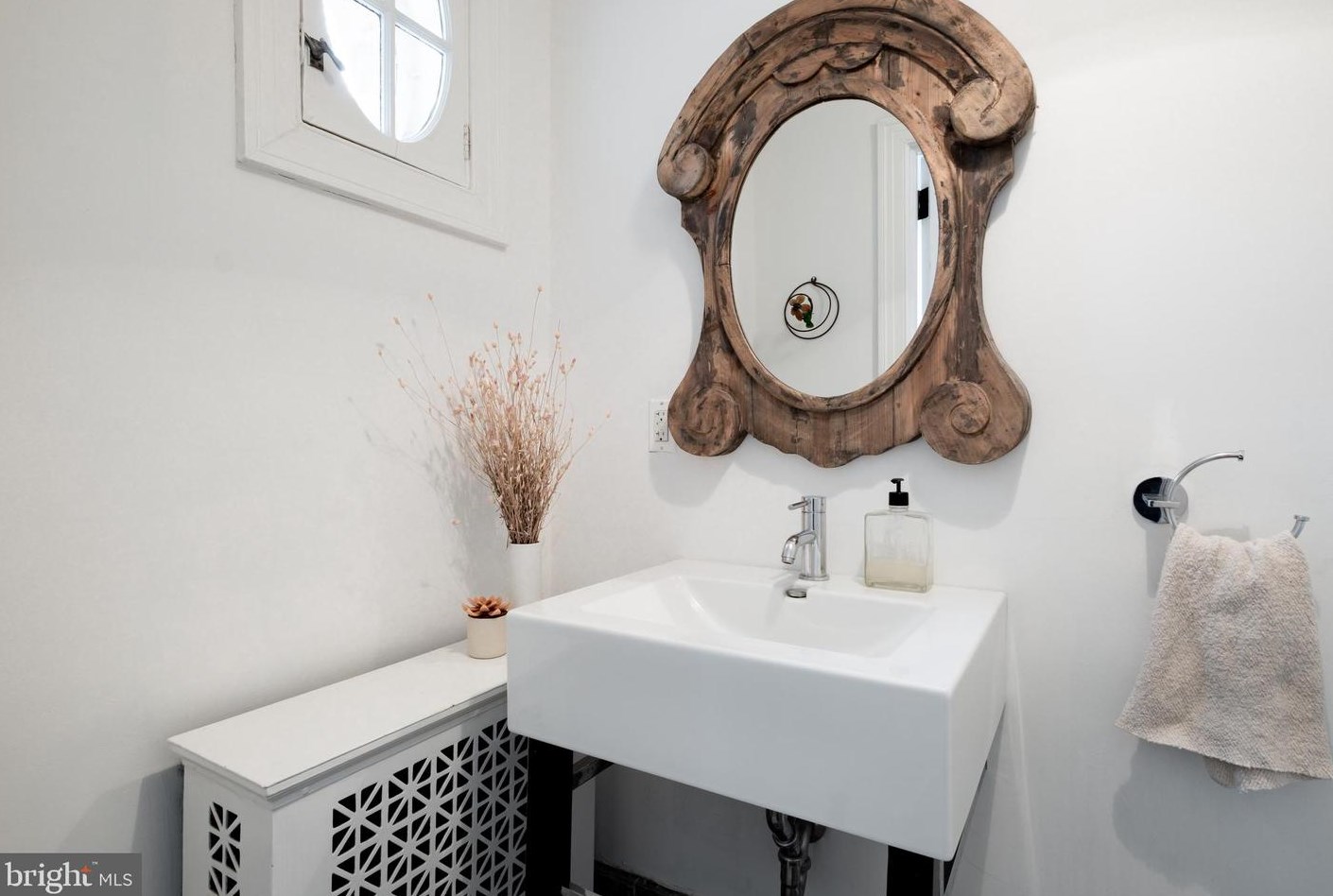 422 Warick Rd, Penn Wynne PA 19096-2343 exterior