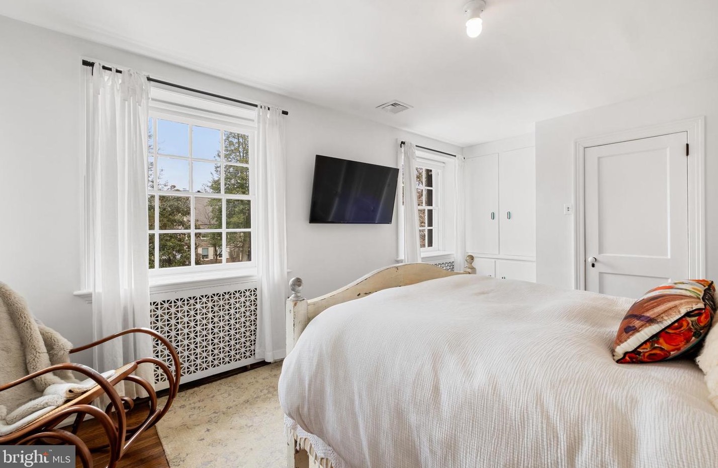 422 Warick Rd, Penn Wynne PA 19096-2343 exterior