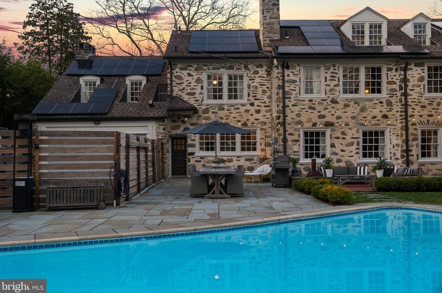 422 Warick Rd, Penn Wynne PA 19096-2343 exterior