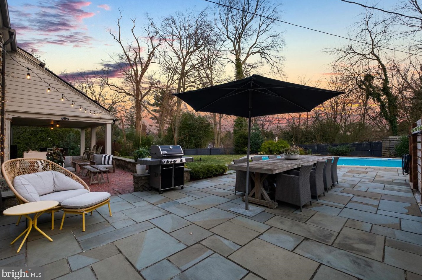 422 Warick Rd, Penn Wynne PA 19096-2343 exterior