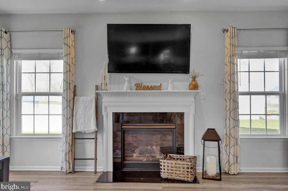 215 Detar Rd, Gilbertsville PA  19525-9447 exterior