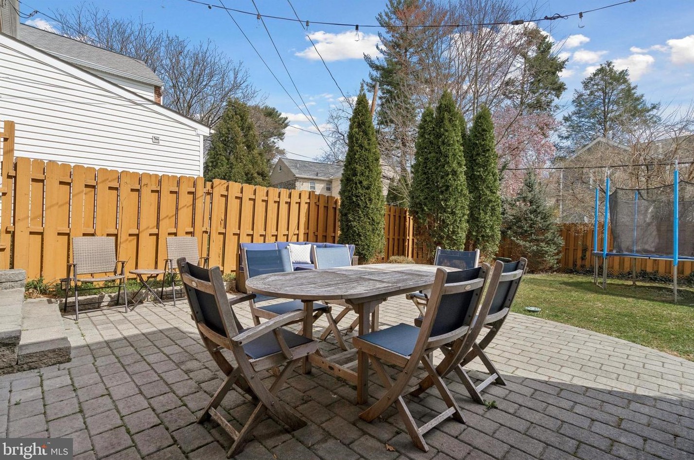 109 Overbrook Pkwy, Penn Wynne PA  19096-3702 exterior