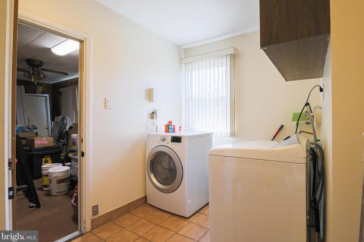 825 Warfield Ln, Huntingdon Valley PA 19006-3426 exterior