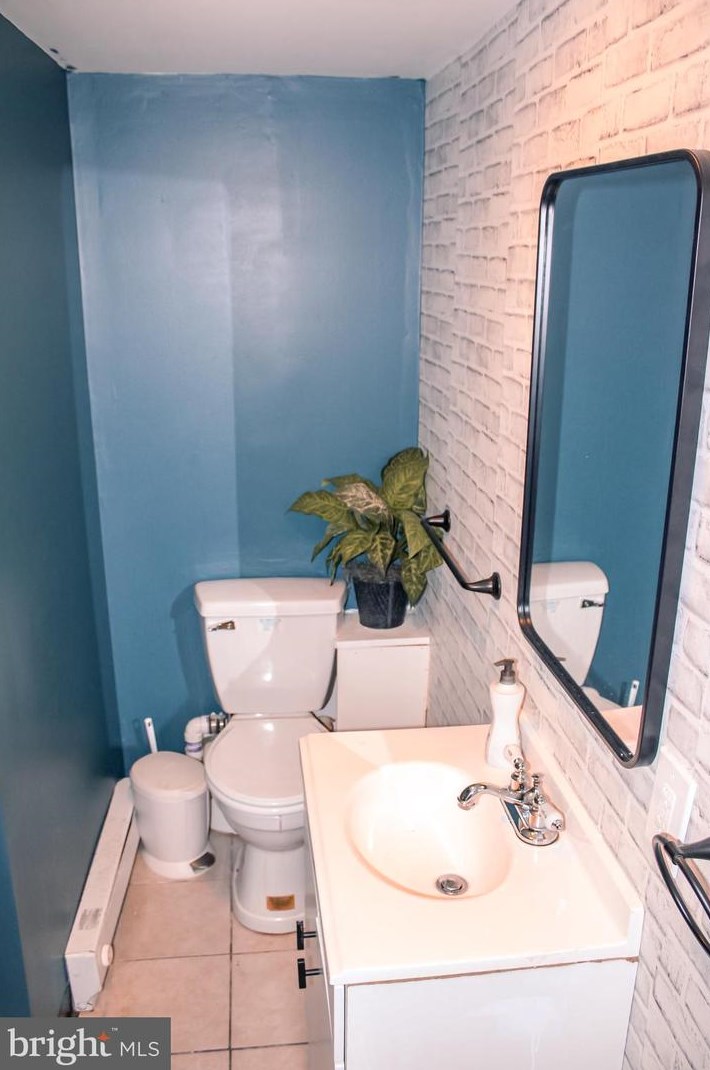 1227 Swede St, Norristown PA  19401-3255 exterior