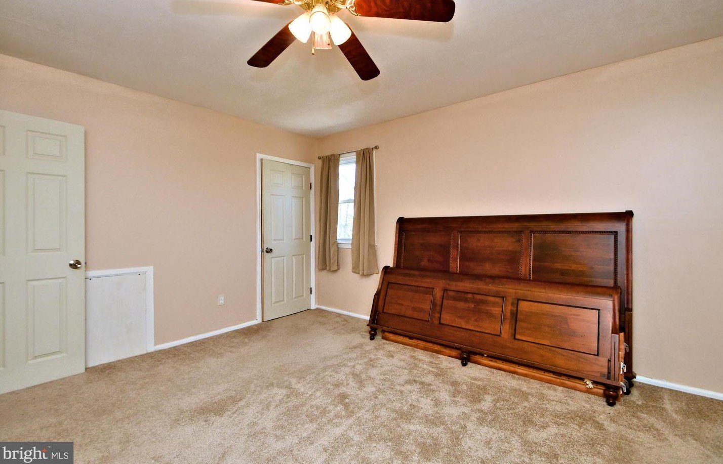 722 Holly Dr, Pottstown PA  19464-3606 exterior