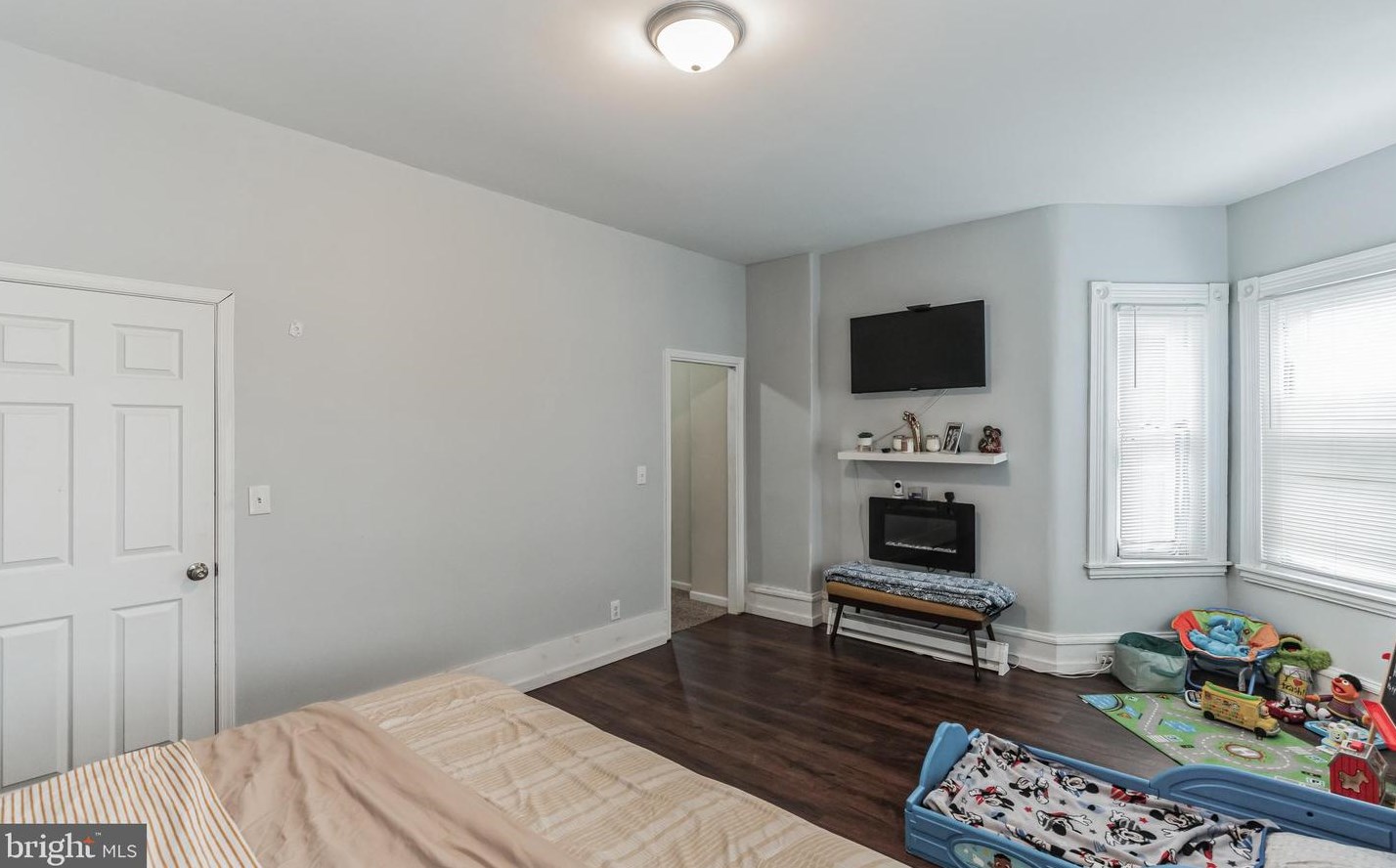 805 Main St, Norristown PA  19401-4103 exterior