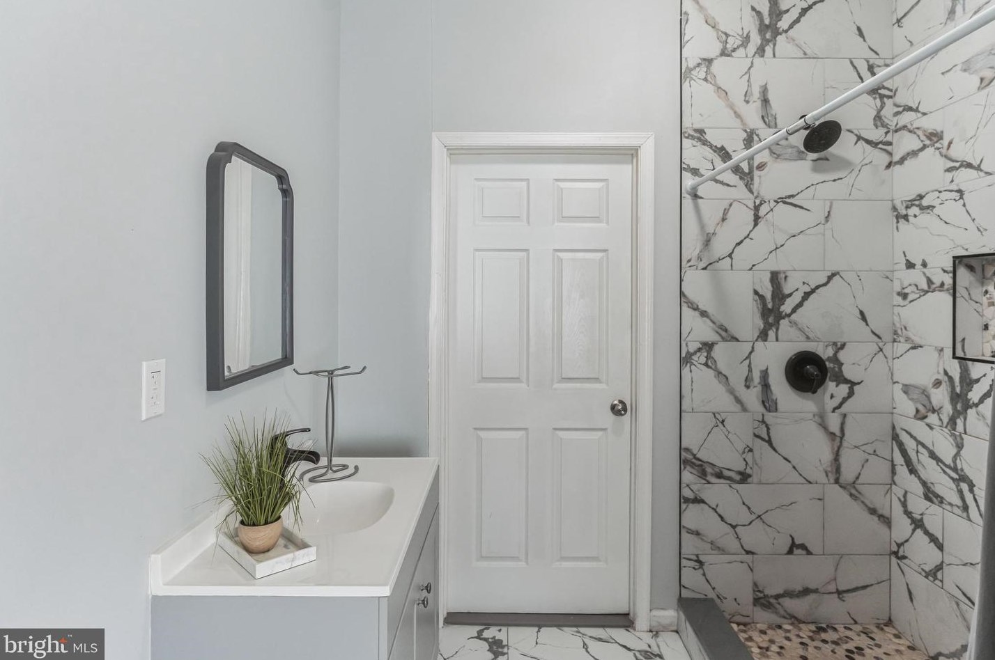 805 Main St, Norristown PA  19401-4103 exterior