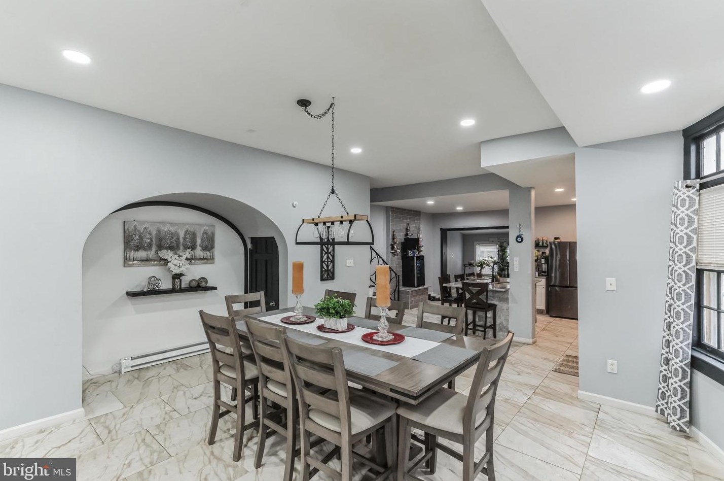 805 Main St, Norristown PA  19401-4103 exterior